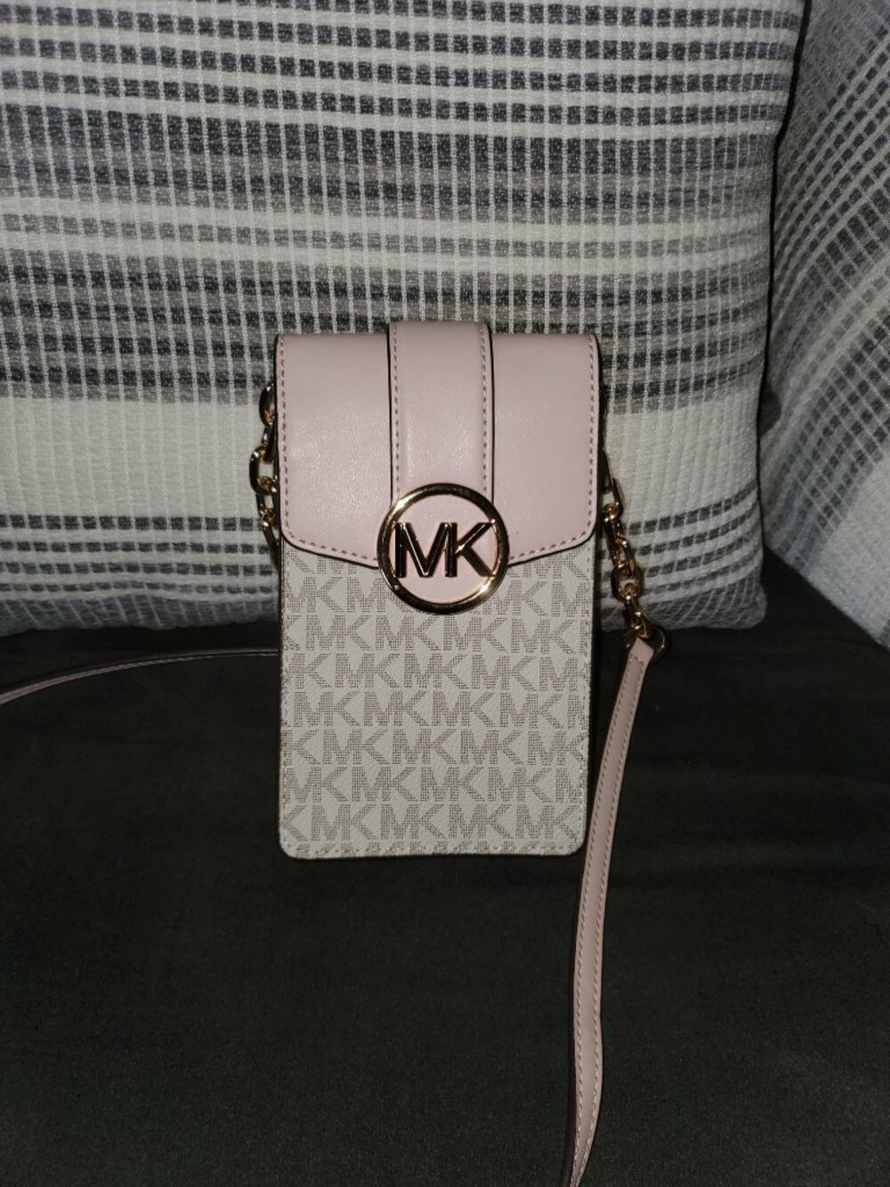 Michael Kors Crossbody Bag - Picture 3 of 3